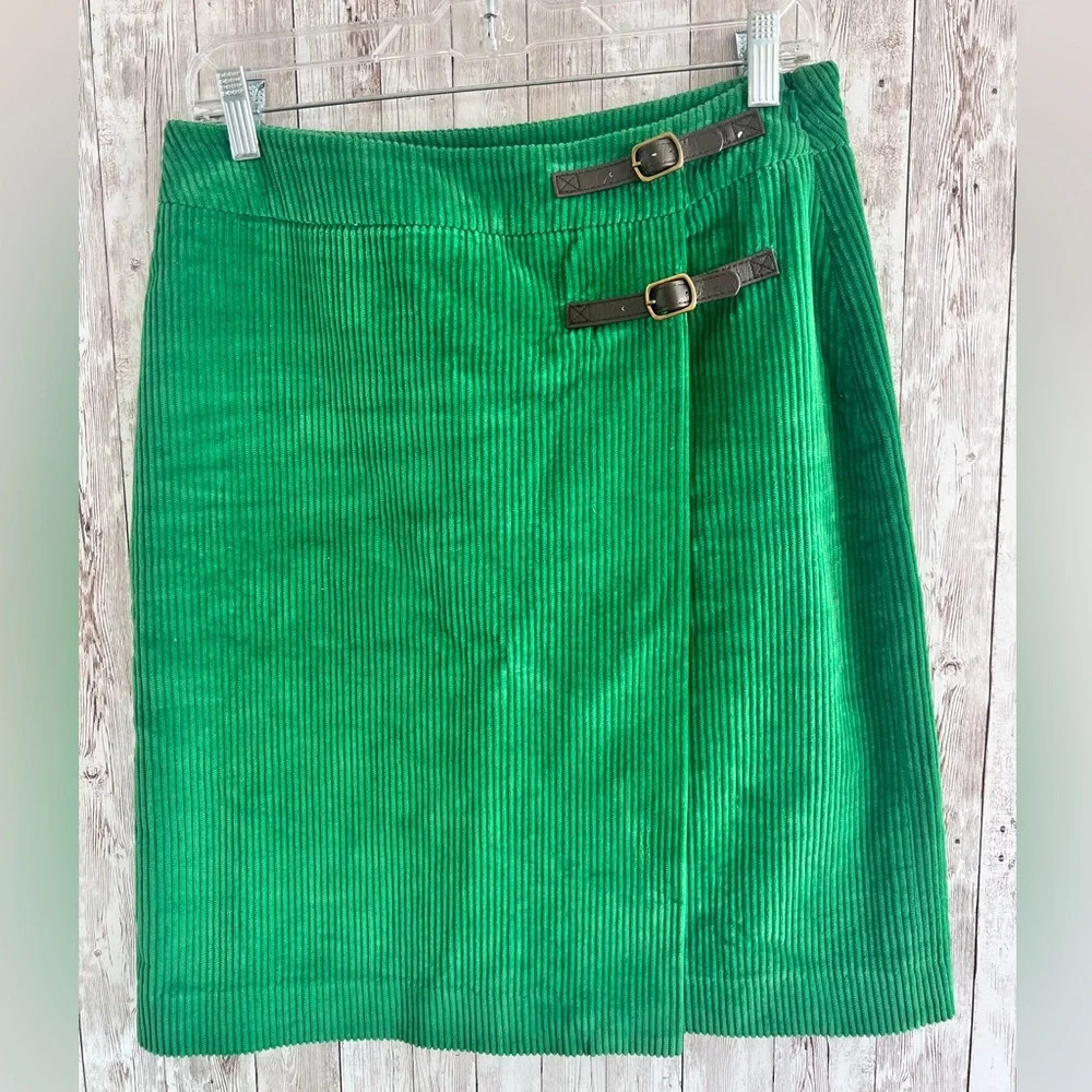 Boden Corduroy Green Wrap Skirt Size 6